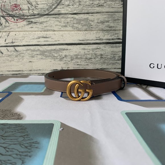 Leather belts with GG buckle